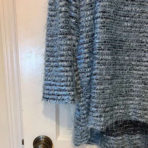 Jones New York Textured Blue Sweater - Picture 4 of 5